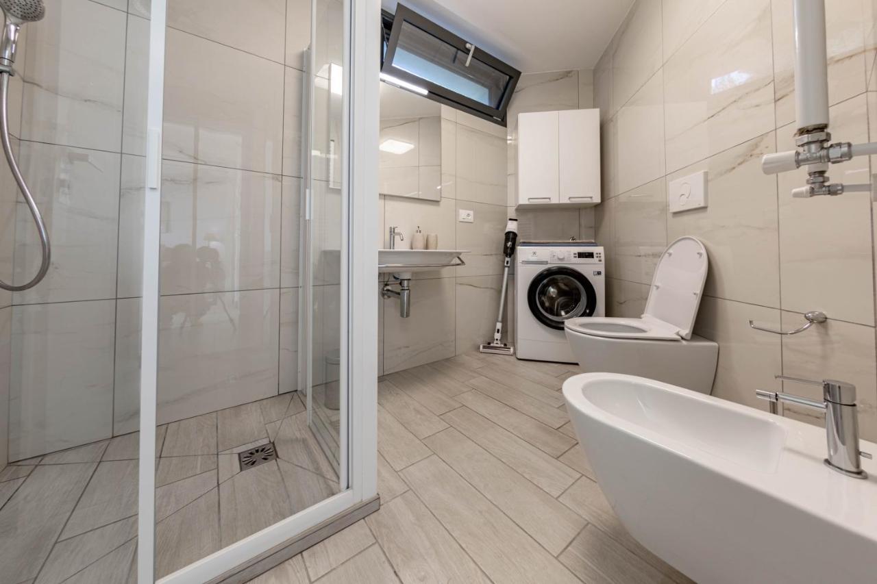 산토스테파노알마레 H11 Luxury 12B Porto - Piscina - Jacuzzi 아파트 외부 사진